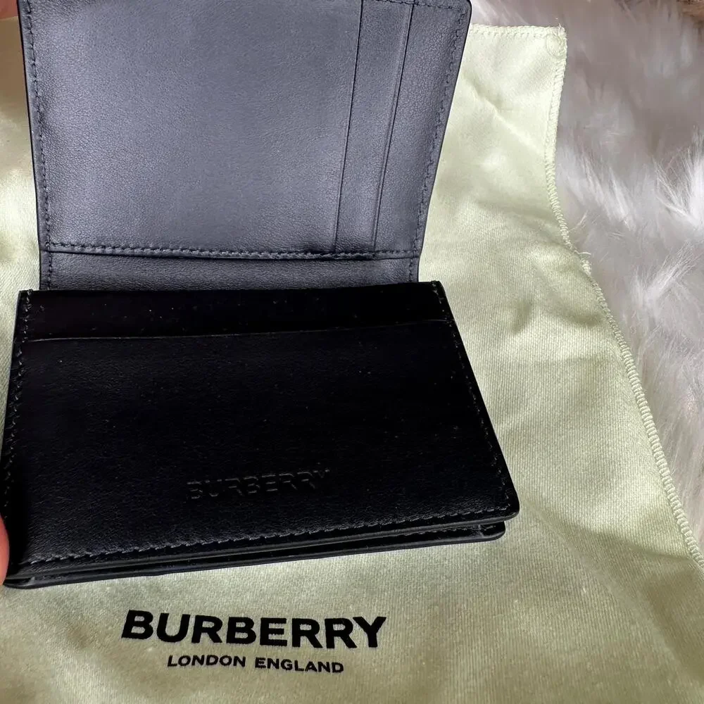 💎✨HOT BUY✨💎Authentic Burberry Wallet with box and dust bag - Picture 7 of 7